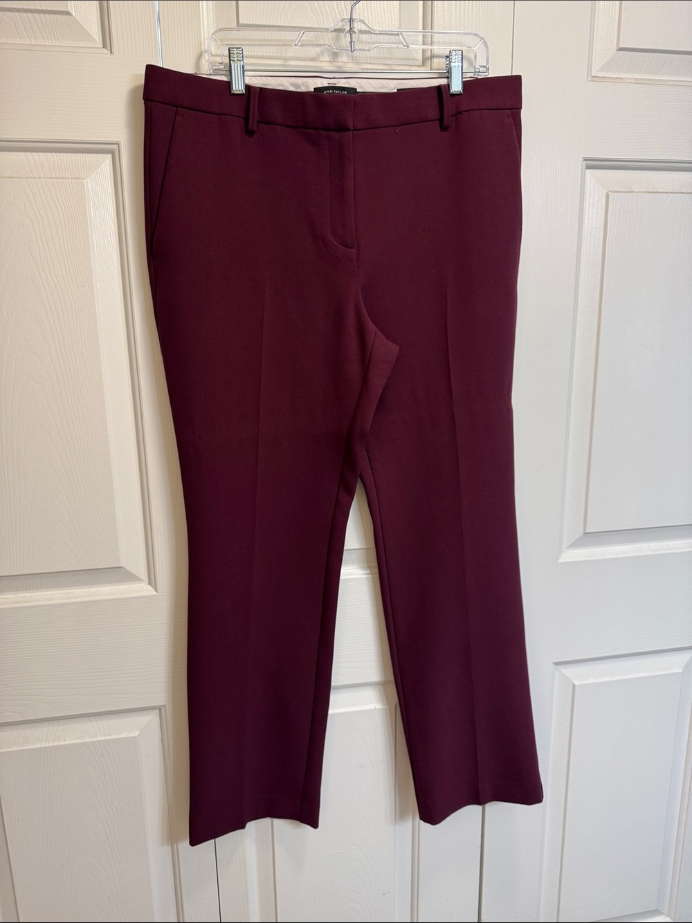 Ann Taylor The Sophia Straight-Leg Trousers in Wine Size 14